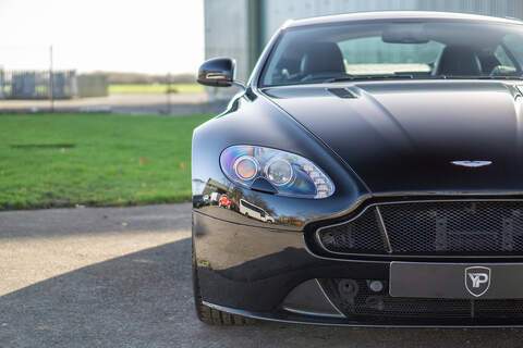 Aston Martin Vantage V8 - U369