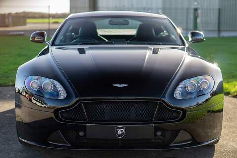 Aston Martin Vantage V8 - U369
