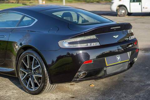 Aston Martin Vantage V8 - U369