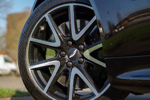 Aston Martin Vantage V8 - U369