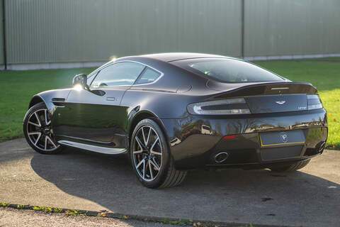 Aston Martin Vantage V8 - U369