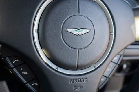Aston Martin Vantage V8 - U369