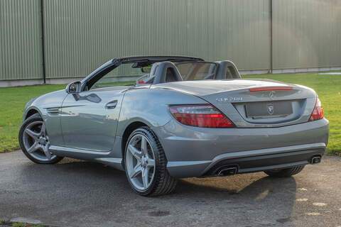 Mercedes-Benz SLK SLK200 AMG Sport - U370