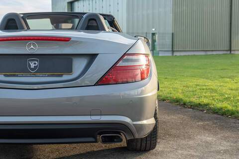 Mercedes-Benz SLK SLK200 AMG Sport - U370