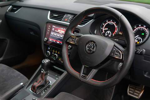 Skoda Octavia TSI vRS Challenge - U377