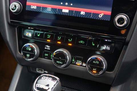 Skoda Octavia TSI vRS Challenge - U377