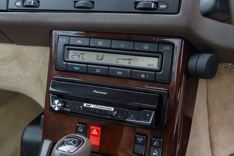 Mercedes-Benz SL SL280 - U378