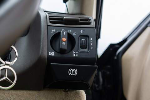 Mercedes-Benz SL SL280 - U378