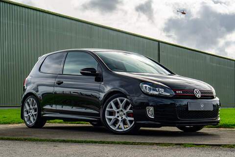 Volkswagen Golf 2.0 TDI Black Edition Coupe 3dr Diesel Manual quattro Euro 5 (170 ps)