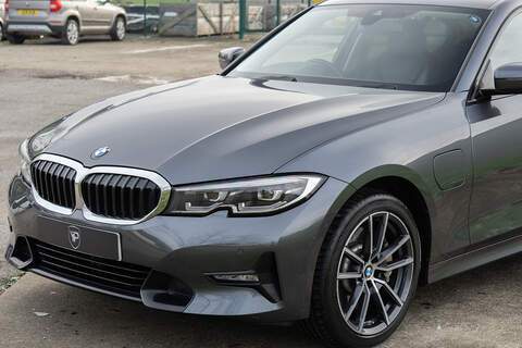 BMW 3 Series 330e Sport Pro - U382