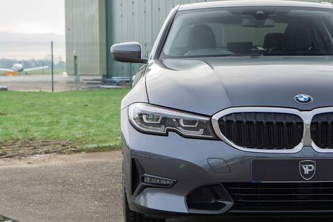 BMW 3 Series 330e Sport Pro - U382