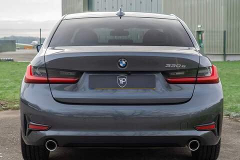 BMW 3 Series 330e Sport Pro - U382