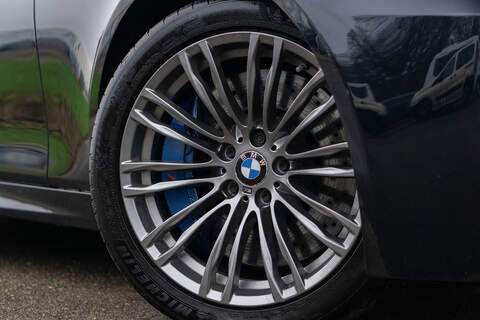 BMW M5 V8 - U383