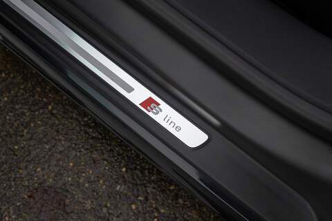 Audi TT TDI Black Edition - U386