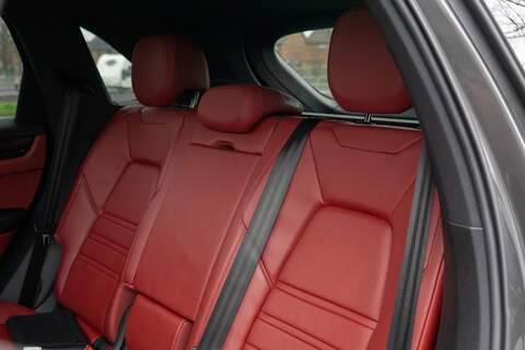 Porsche Cayenne T V6 - U389