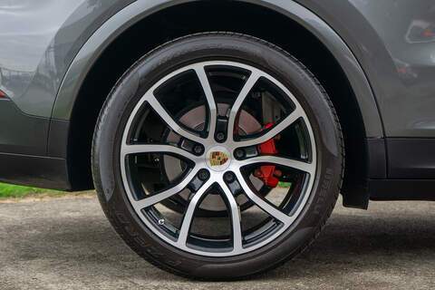 Porsche Cayenne T V6 - U389