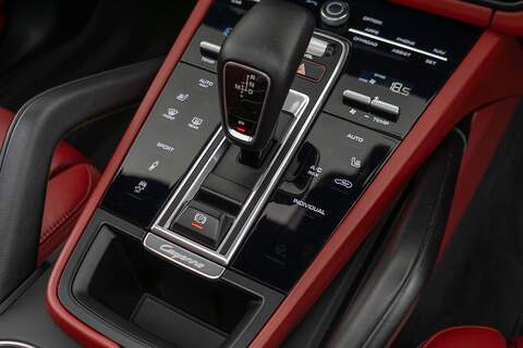 Porsche Cayenne T V6 - U389