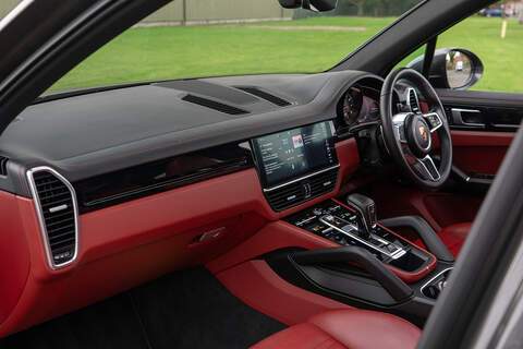 Porsche Cayenne T V6 - U389