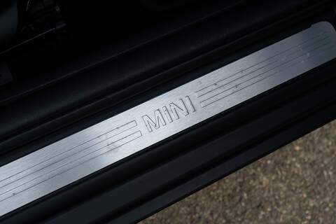 MINI Hatch Cooper Classic - U399