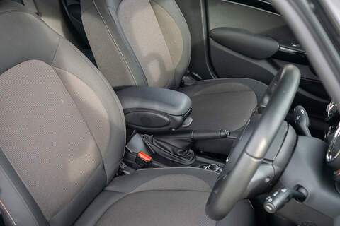 MINI Hatch Cooper Classic - U399