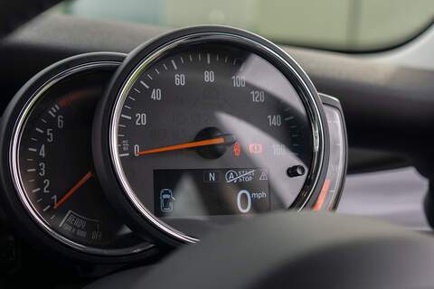 MINI Hatch Cooper Classic - U399