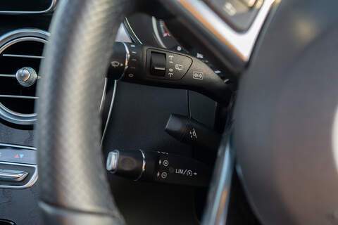 Mercedes-Benz GLC GLC250 AMG Night Edition - U401