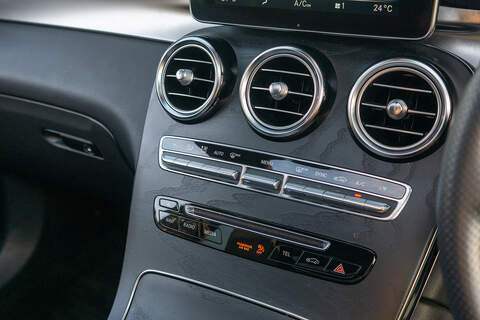 Mercedes-Benz GLC GLC250 AMG Night Edition - U401