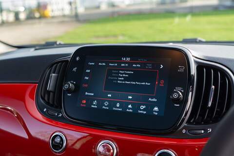 Fiat 500 MHEV RED - U403