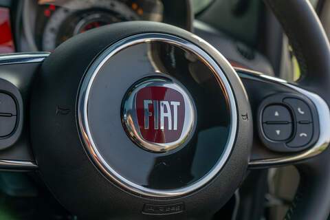 Fiat 500 MHEV RED - U403