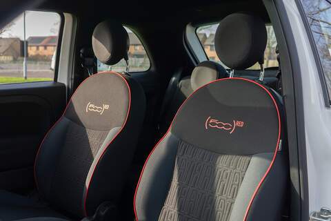 Fiat 500 MHEV RED - U403