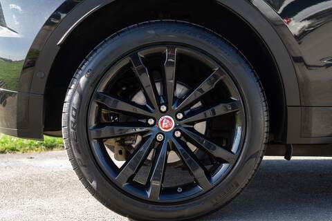 Jaguar E-PACE D180 R-Dynamic HSE - U409