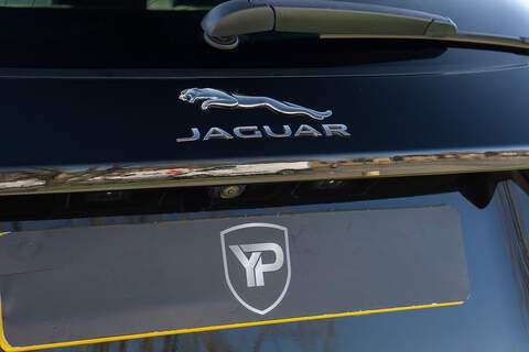 Jaguar E-PACE D180 R-Dynamic HSE - U409