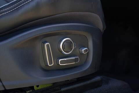 Jaguar E-PACE D180 R-Dynamic HSE - U409