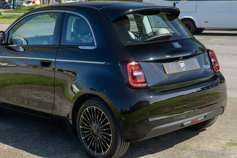 Fiat 500e La Prima - U418
