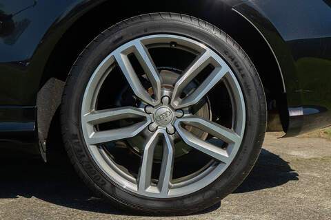 Audi SQ5 BiTDI V6 Plus - U419