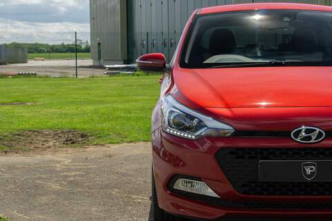 Hyundai i20 Premium - U423