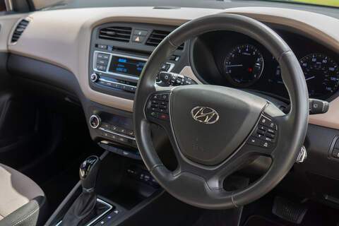 Hyundai i20 Premium - U423