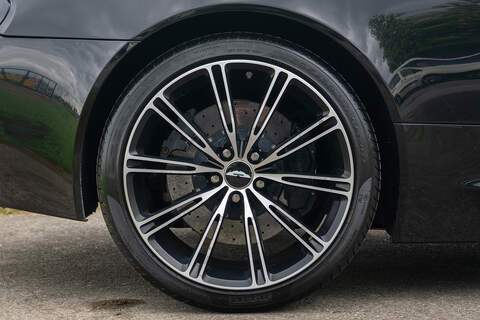 Aston Martin DB9 V12 - U424