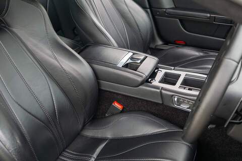 Aston Martin DB9 V12 - U424