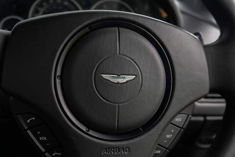 Aston Martin DB9 V12 - U424