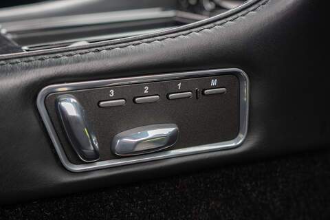 Aston Martin DB9 V12 - U424