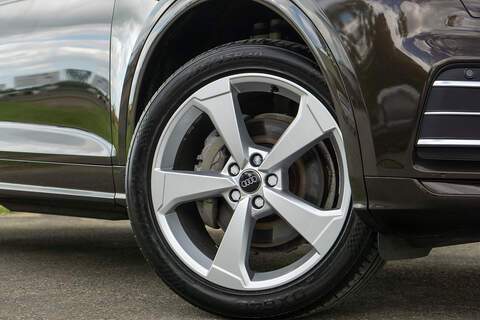 Audi Q5 TDI S line - U426