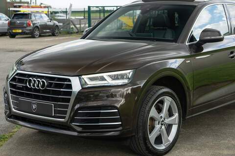 Audi Q5 TDI S line - U426