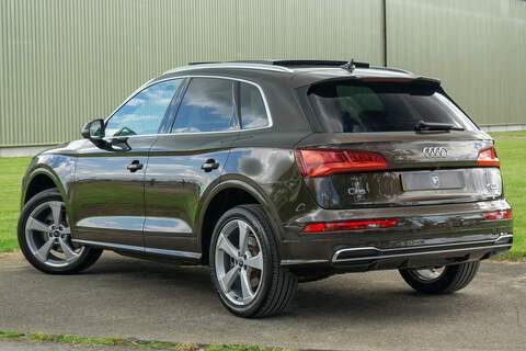 Audi Q5 TDI S line - U426
