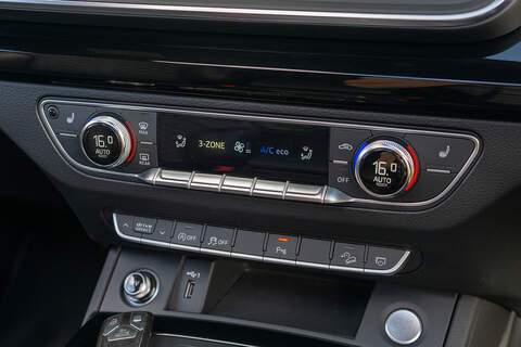 Audi Q5 TDI S line - U426