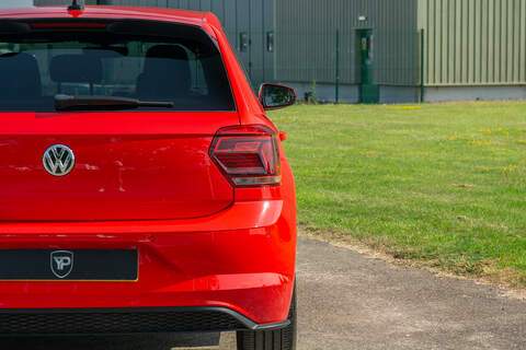 Volkswagen Polo TSI GTI+ - U434