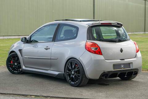 Renault Clio VVT Renaultsport - U437