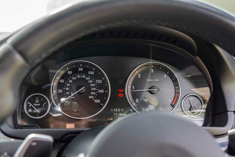 BMW 5 Series 520d M Sport - U438