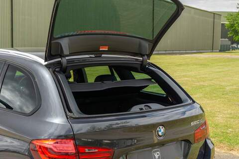 BMW 5 Series 520d M Sport - U438