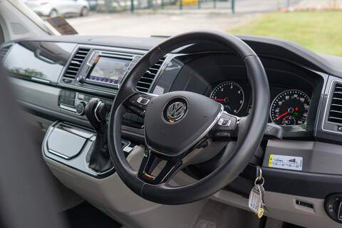 Volkswagen California BiTDI BlueMotion Tech Ocean - U440